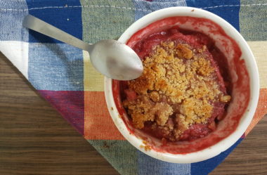 Crumble de morango  low carb e sem açúcar